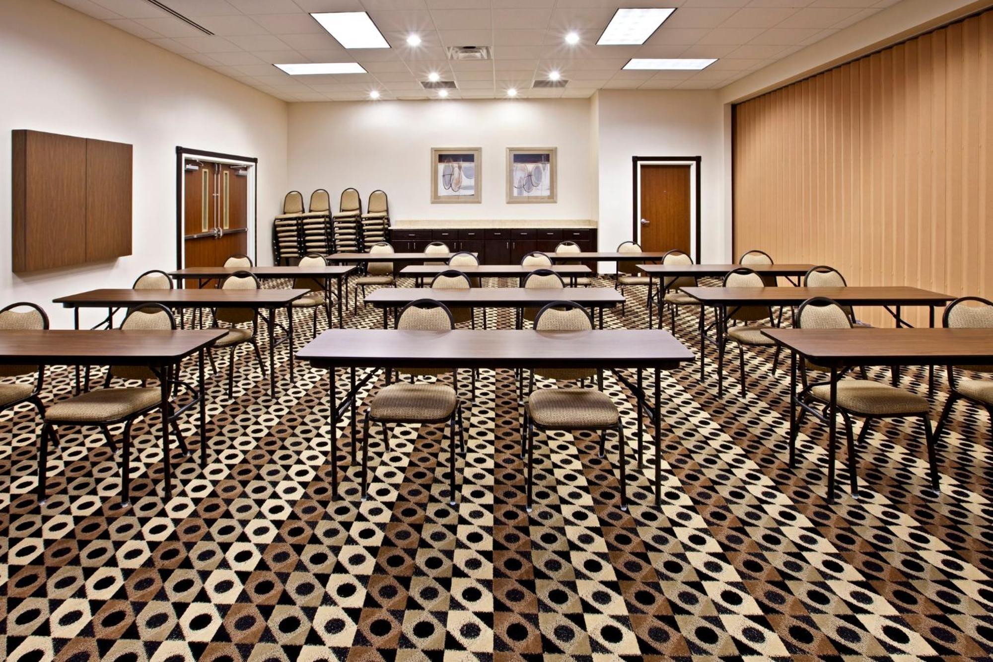 Holiday Inn Louisville Airport South By Ihg Ngoại thất bức ảnh